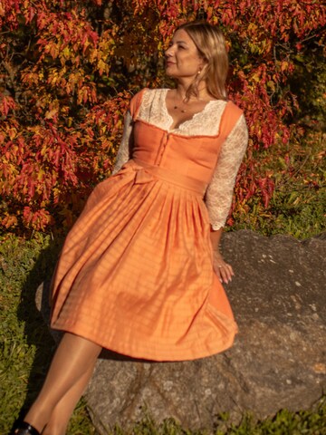 INNA.Trachten Dirndl 'Marille' in Orange