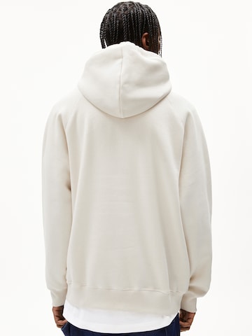 ARMEDANGELS Sweatshirt in Beige
