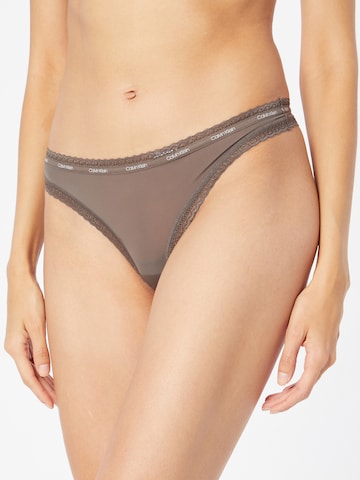 Calvin Klein Underwear Thong in Green: front