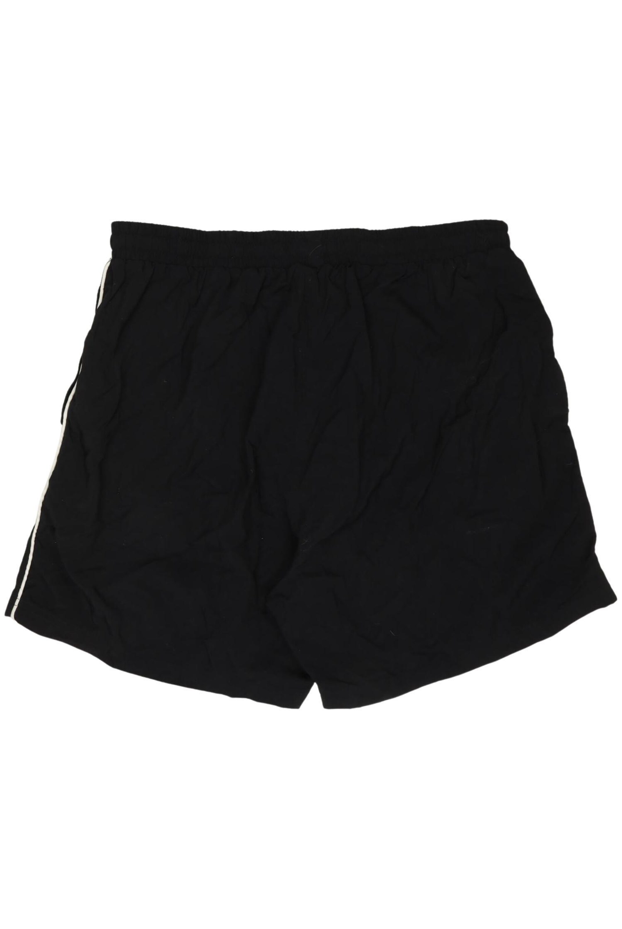 FILA Shorts in 40 in Black