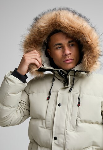 Veste d’hiver 'OSHAWA 2.0 ' Zavetti Canada en blanc