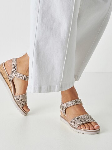 Tamaris Szandálok - bézs