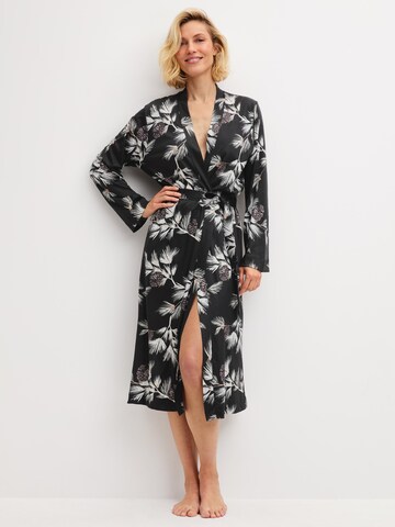 Robe de chambre 'Glimmer M&M' CALIDA en noir