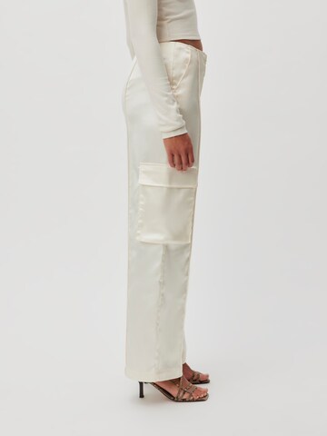 LeGer by Lena Gercke regular Παντελόνι με τσάκιση 'Michelle' σε λευκό