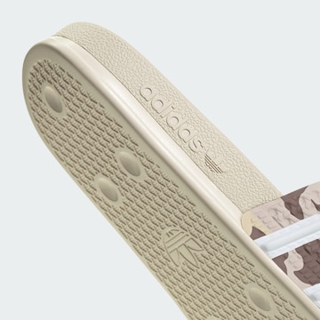 ADIDAS ORIGINALS Pantolette 'Adilette' in Weiß