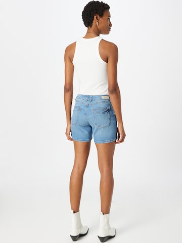 TOM TAILOR DENIM Slimfit Shorts 'Cajsa' in Blau