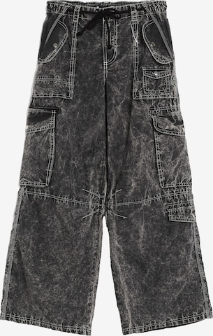 Bershka Wide leg Cargojeans in Zwart: voorkant