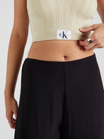 Calvin Klein Jeans Top in Beige