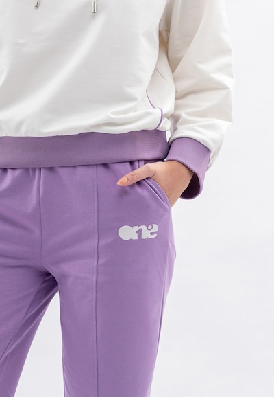 Tom Barron Jogginganzug in lila / weiß, Produktansicht