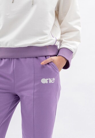 Tom Barron Joggingpak in Lila
