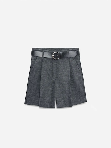 Dilvin Shorts in Grau: Vorderseite