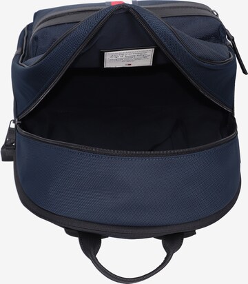 TOMMY HILFIGER Rucksack in Blau