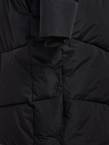 Hummel Jacke in Schwarz