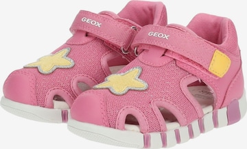 Chaussures ouvertes GEOX en rose