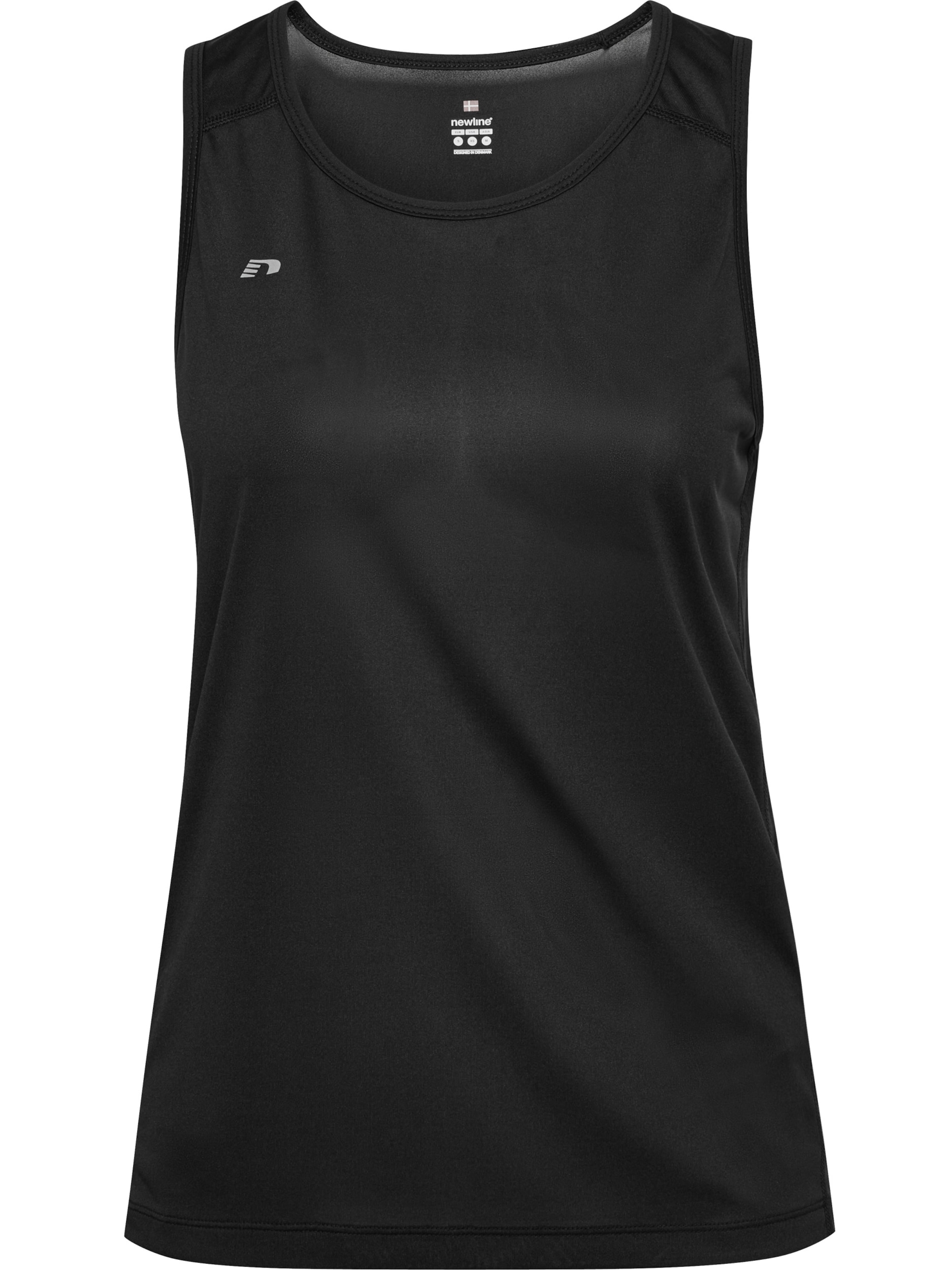 Newline Performance shirt in Black: front