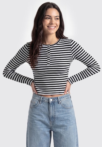 MYMO - Camiseta en blanco: frente