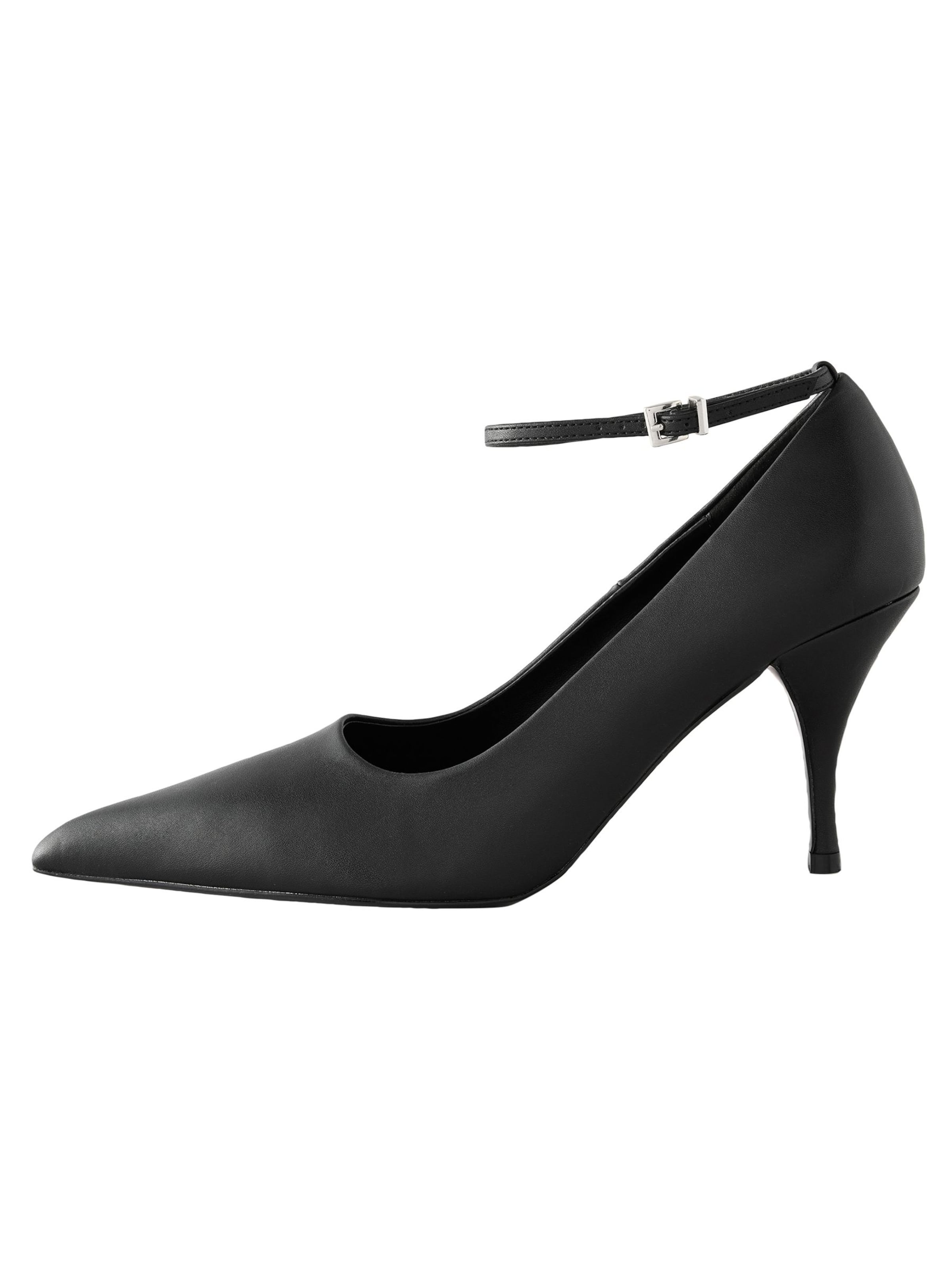 Next Pumps in Black: front