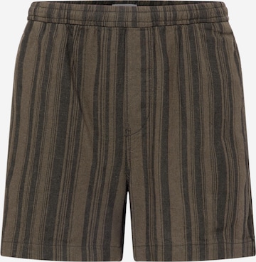 WEEKDAY Regular Trousers 'Alax' in Brown: front