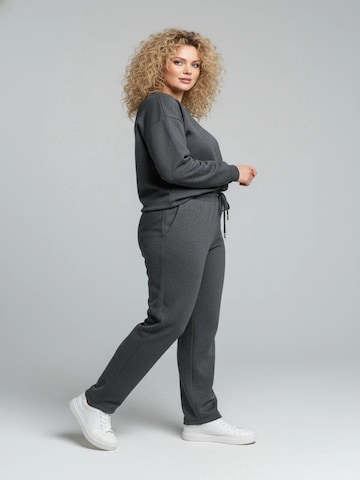 Shape Of You Regular Hose in Grau