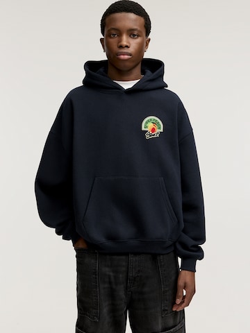 Sweat-shirt Pull&Bear en bleu