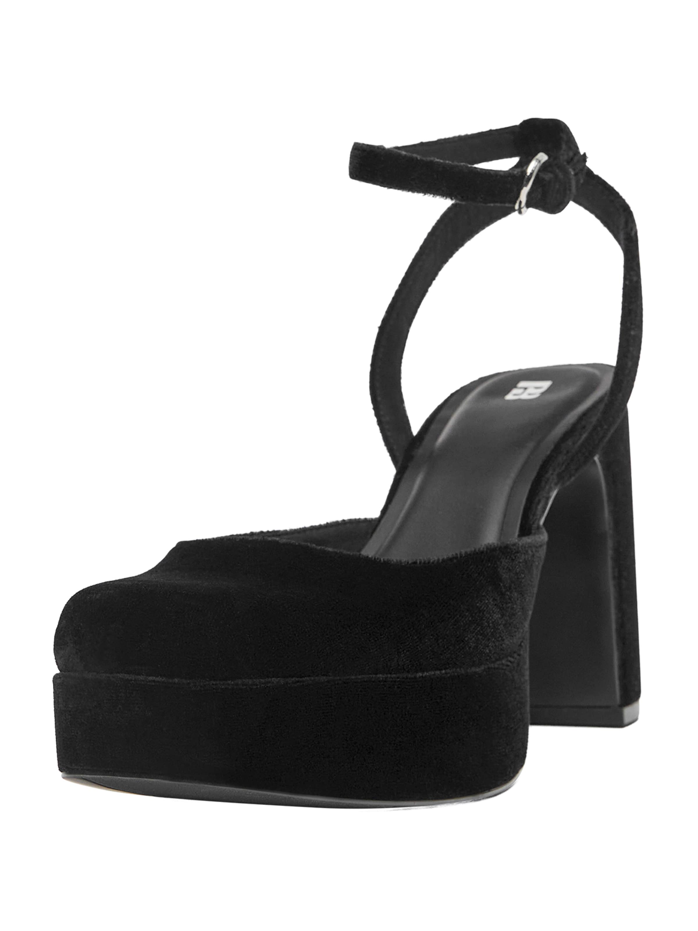 Pull&amp;Bear Slingback pumps in Black: front