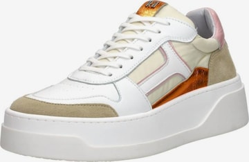 Baskets basses 'Sneakers Laag' Red-Rag en beige : devant