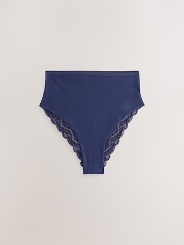 Next Slip in Blau