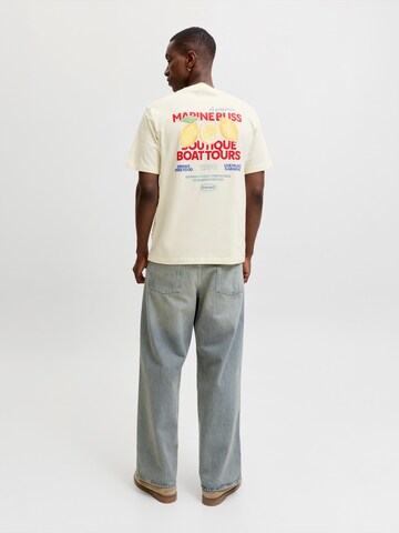Tricou de la JACK & JONES pe alb