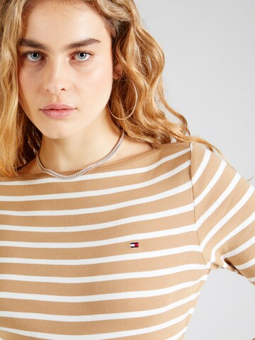 T-shirt 'New Cody' TOMMY HILFIGER en beige