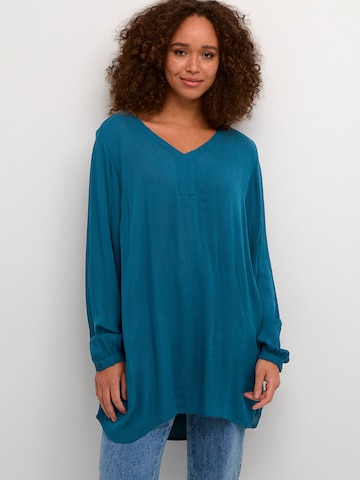 KAFFE CURVE Tunic 'Amber' in Blue: front