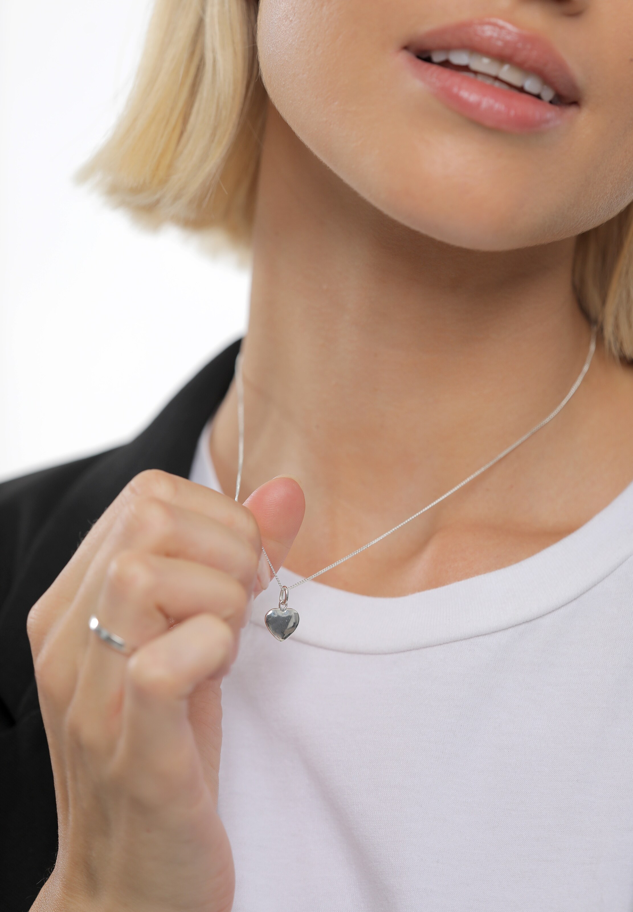 ELLI Цепочка 'Herz' в Серебристый: спереди