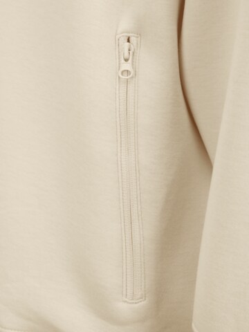 Urban Classics Sweatshirt in Beige