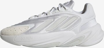 ADIDAS ORIGINALS Platform trainers 'Ozelia' in White: front