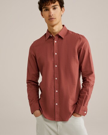 WE Fashion Slim fit Button Up Shirt in Brown: front