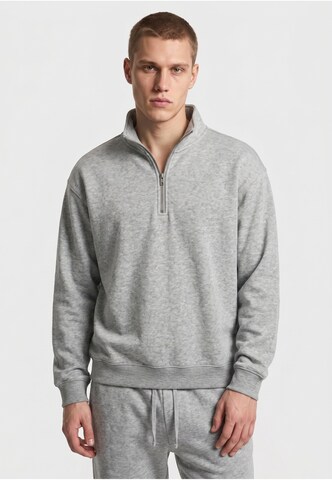 Urban Classics Sweatshirt in Grau: Vorderseite