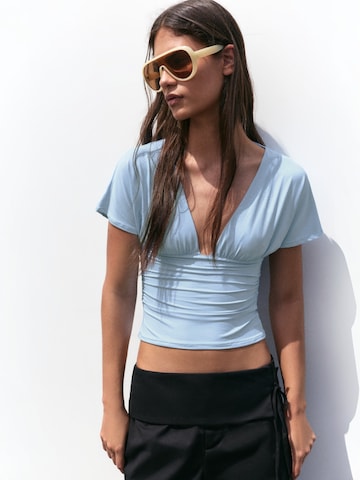 Pull&Bear Koszulka w kolorze niebieski: przód