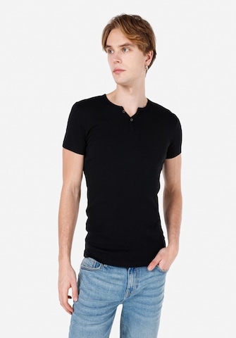 Colin's Shirt in Zwart: voorkant