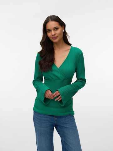 T-shirt MAMALICIOUS en vert : devant