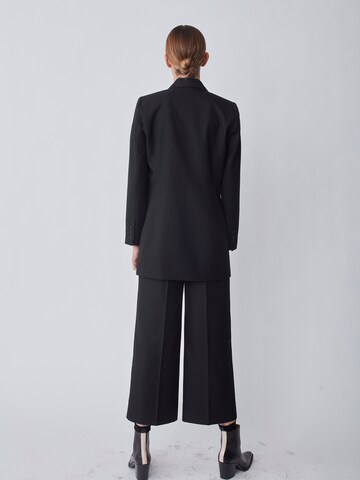 JUST FEMALE Regular Pleated Pants 'Watson' in Black