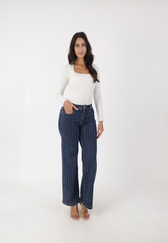 Elara Flared Jeans in Blauw