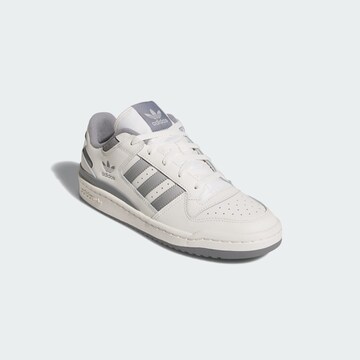 Baskets basses 'Forum' ADIDAS ORIGINALS en blanc