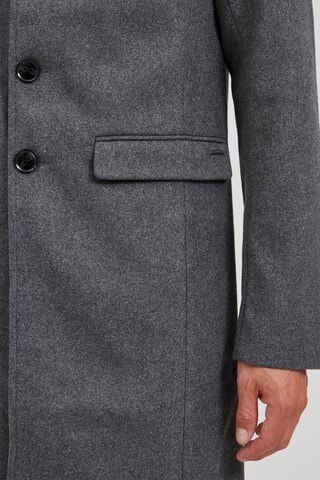 11 Project Between-Seasons Coat 'KUNZ' in Grey