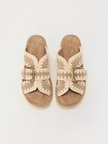 MOU - Zapatos abiertos en rosa