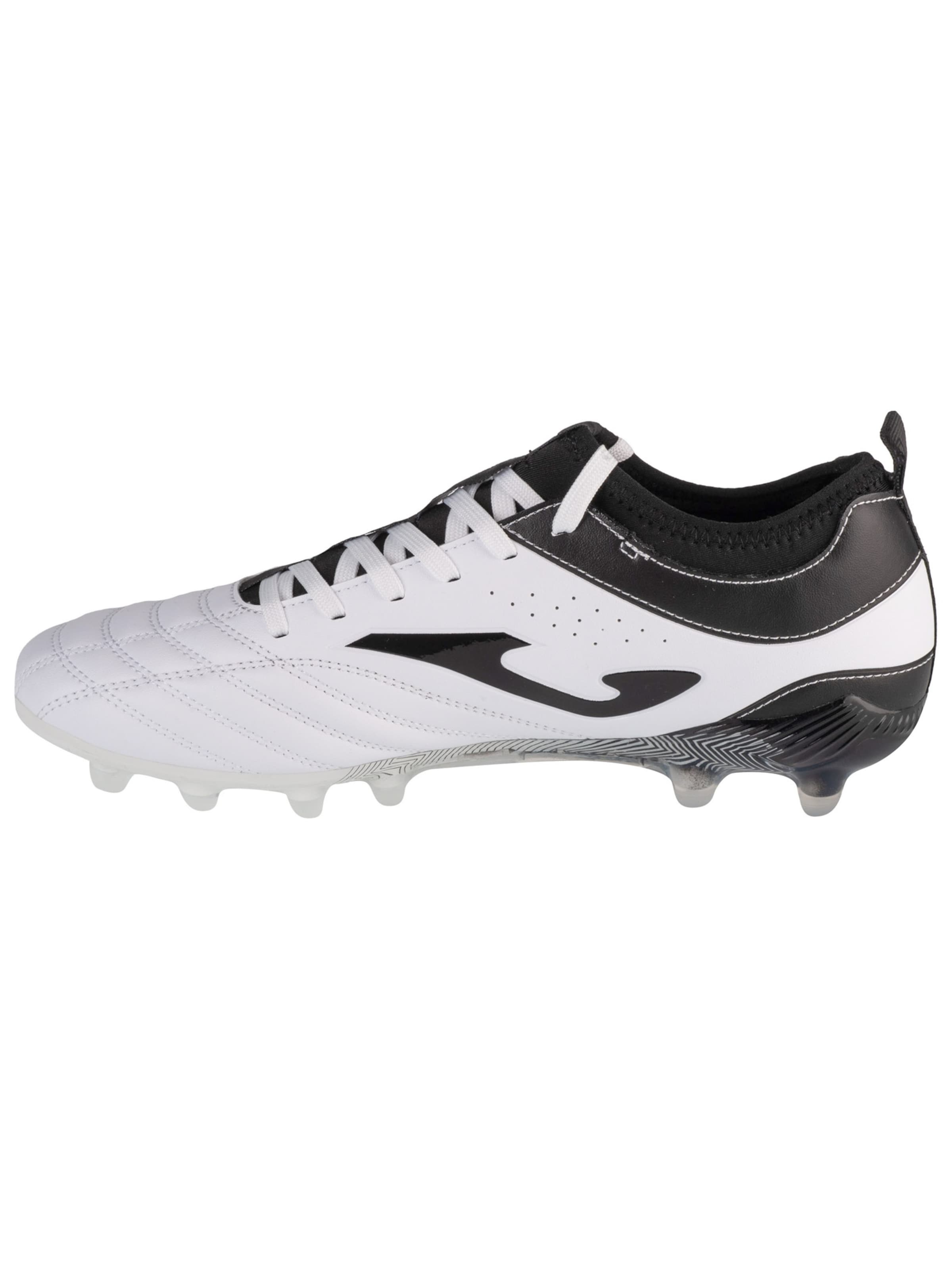 JOMA Soccer shoe 'Joma Numero-10 24 FG N10W' in White: front