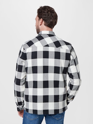 !Solid Regular fit Button Up Shirt in Black