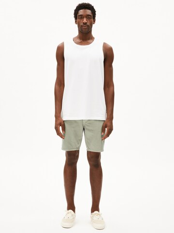 ARMEDANGELS Regular Jeans Shorts AARVO in Grün