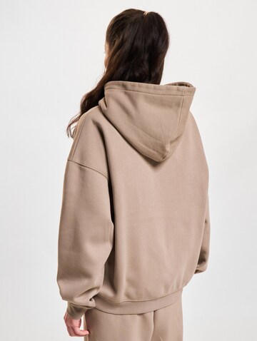 DEF Zip-Up Hoodie in Brown