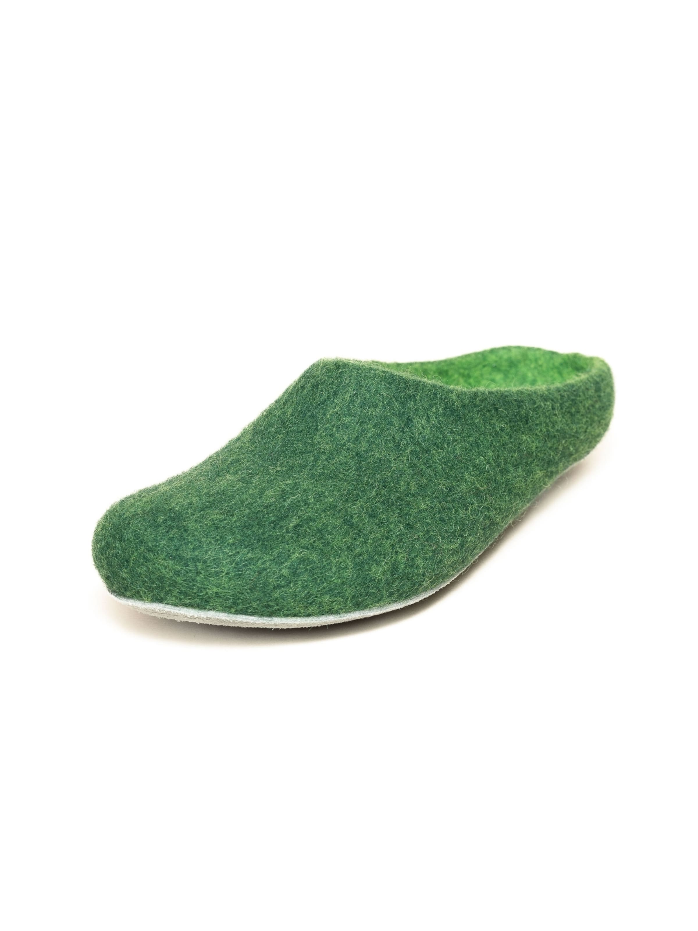 MagicFelt Slippers 'Filzpantoffel AP 701' in Green: front