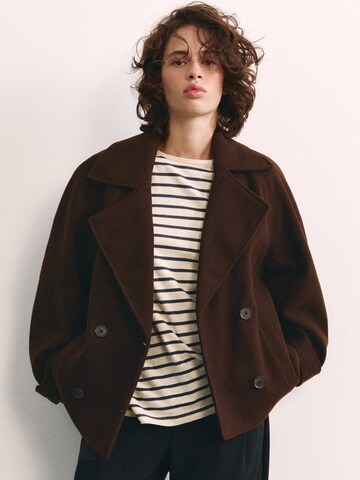 Cappotto di mezza stagione di Pull&Bear in marrone: frontale