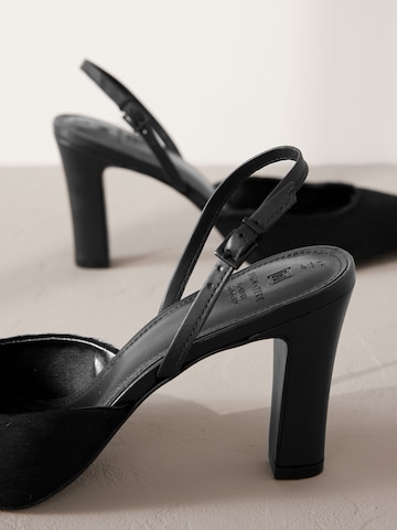 Décolleté sling di Next in nero